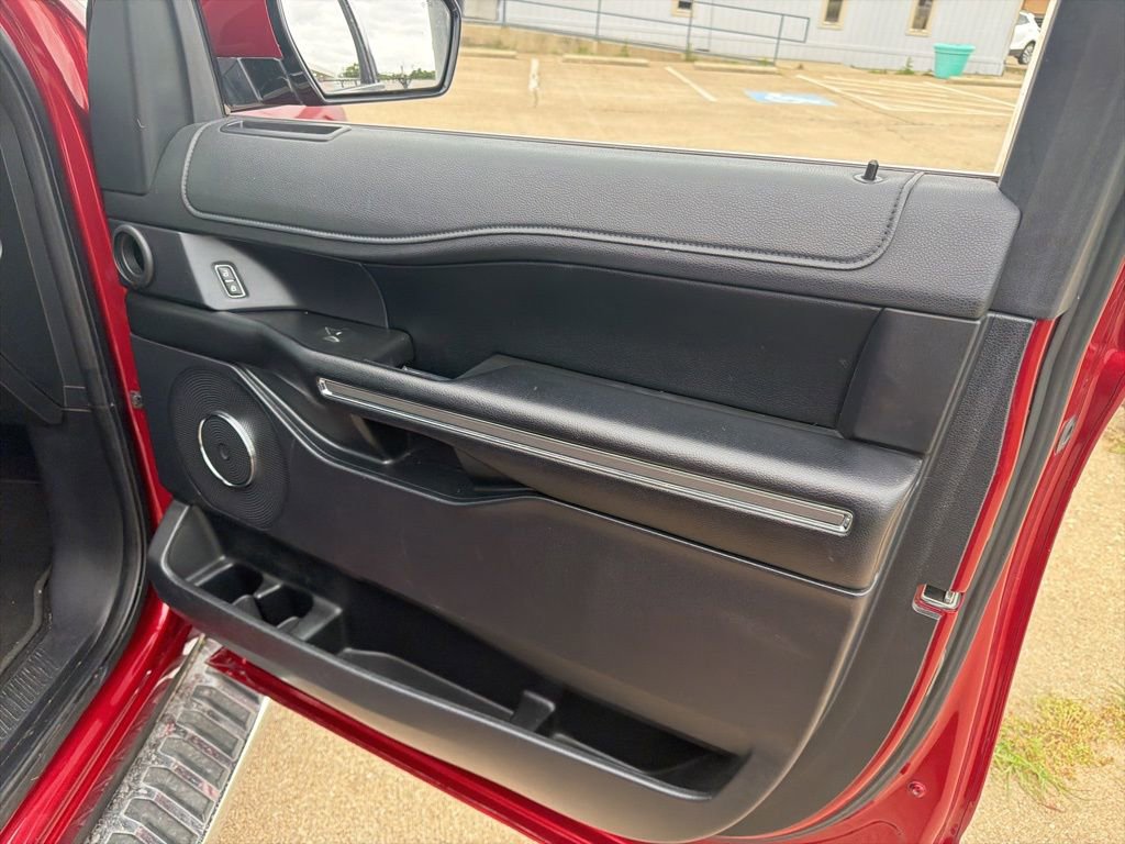 Used 2019 Ford Expedition Max XLT w/ Equipment Group 202A image 25