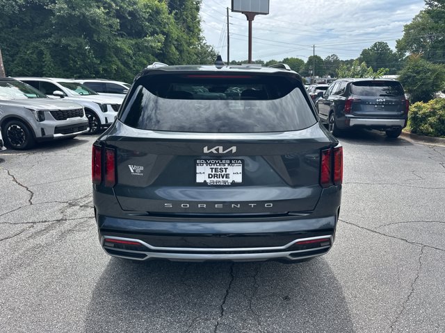 Certified 2022 Kia Sorento S w/ Panoramic Sunroof Package FWD image 7
