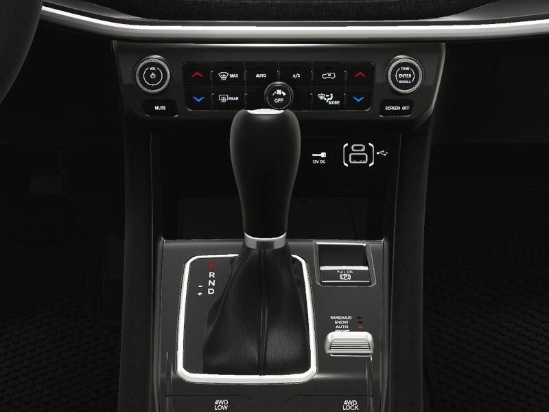 Certified 2025 Jeep Compass Latitude w/ Sun & Sound Group image 23