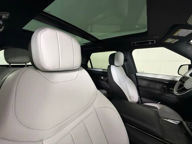 Certified 2025 Land Rover Range Rover Sport Dynamic SE AWD/4WD image 30