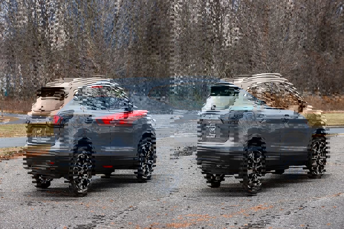 Used 2019 Nissan Rogue Sport SL image 4