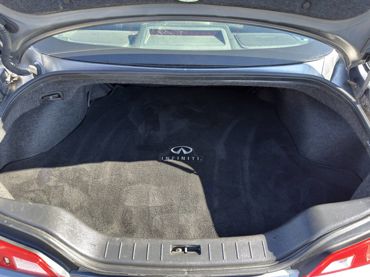 Used 2012 INFINITI G37 Journey w/ Premium Pkg image 22