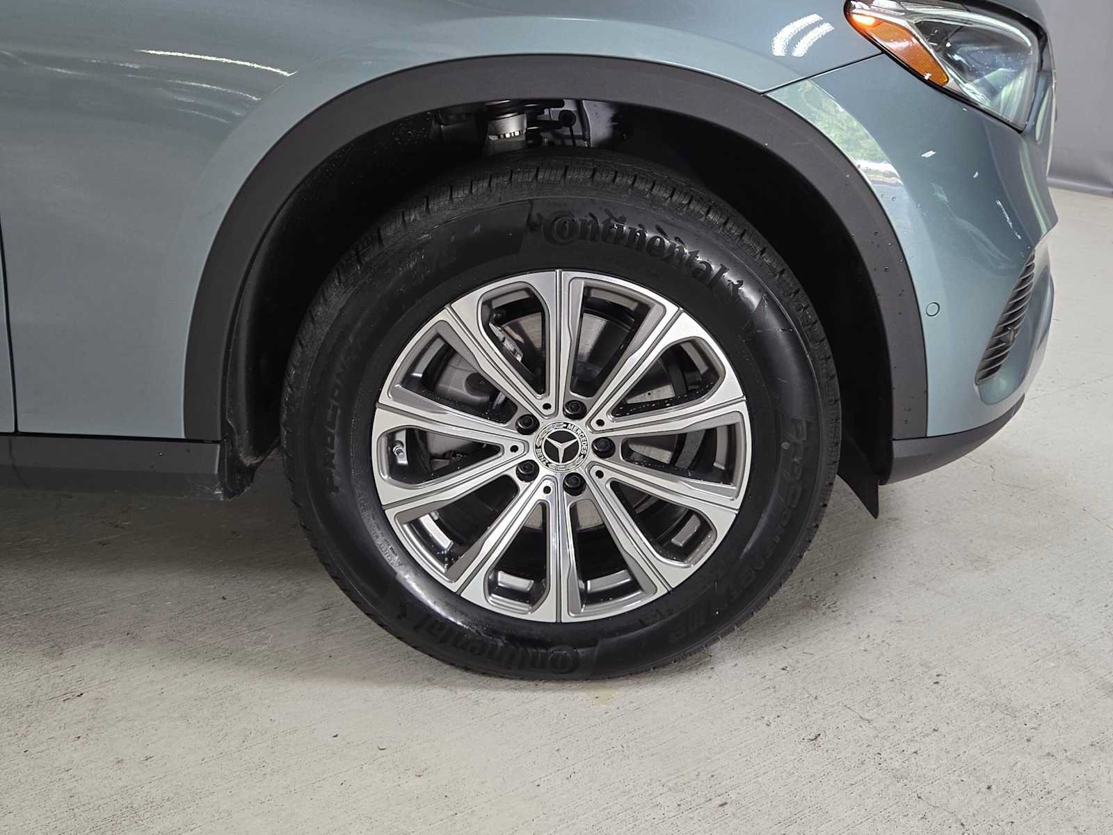 Used 2026 Mercedes-Benz GLC 300 4MATIC image 9