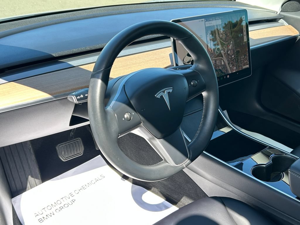 Used 2018 Tesla Model 3 Long Range RWD image 14