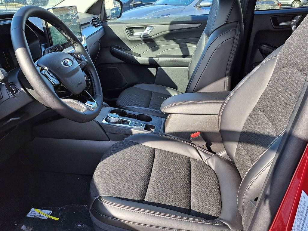 New 2026 Ford Escape SE image 12