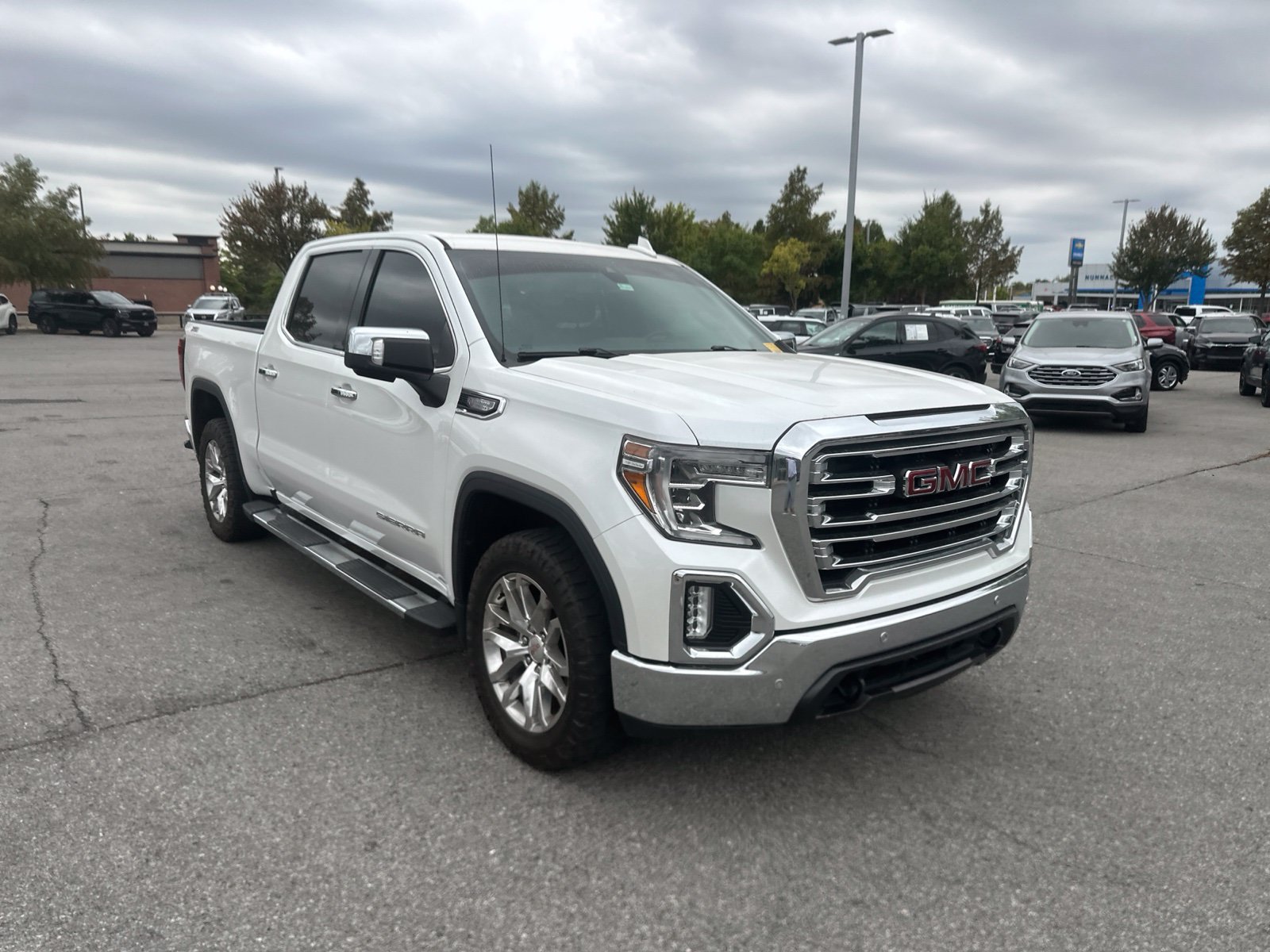 Used 2020 GMC Sierra 1500 SLT AWD/4WD image 3
