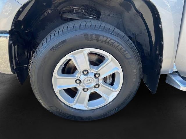 Certified 2017 Toyota Tundra SR5 w/ SR5 Upgrade Package RWD image 11