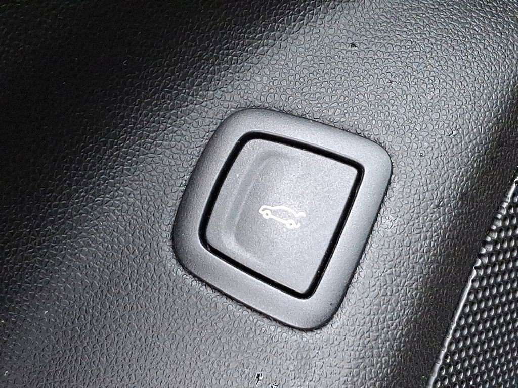 Certified 2023 Cadillac CT5 Luxury image 3