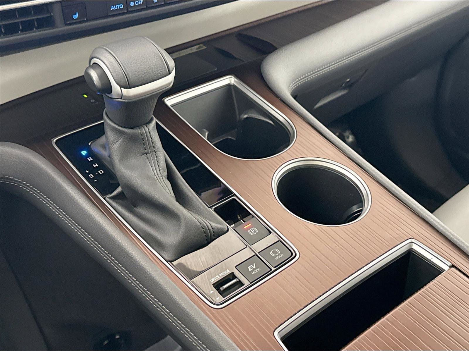 Certified 2023 Toyota Sienna XLE image 29