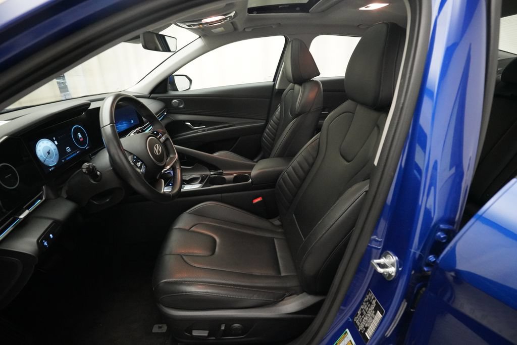 Used 2024 Hyundai Elantra Limited FWD image 7