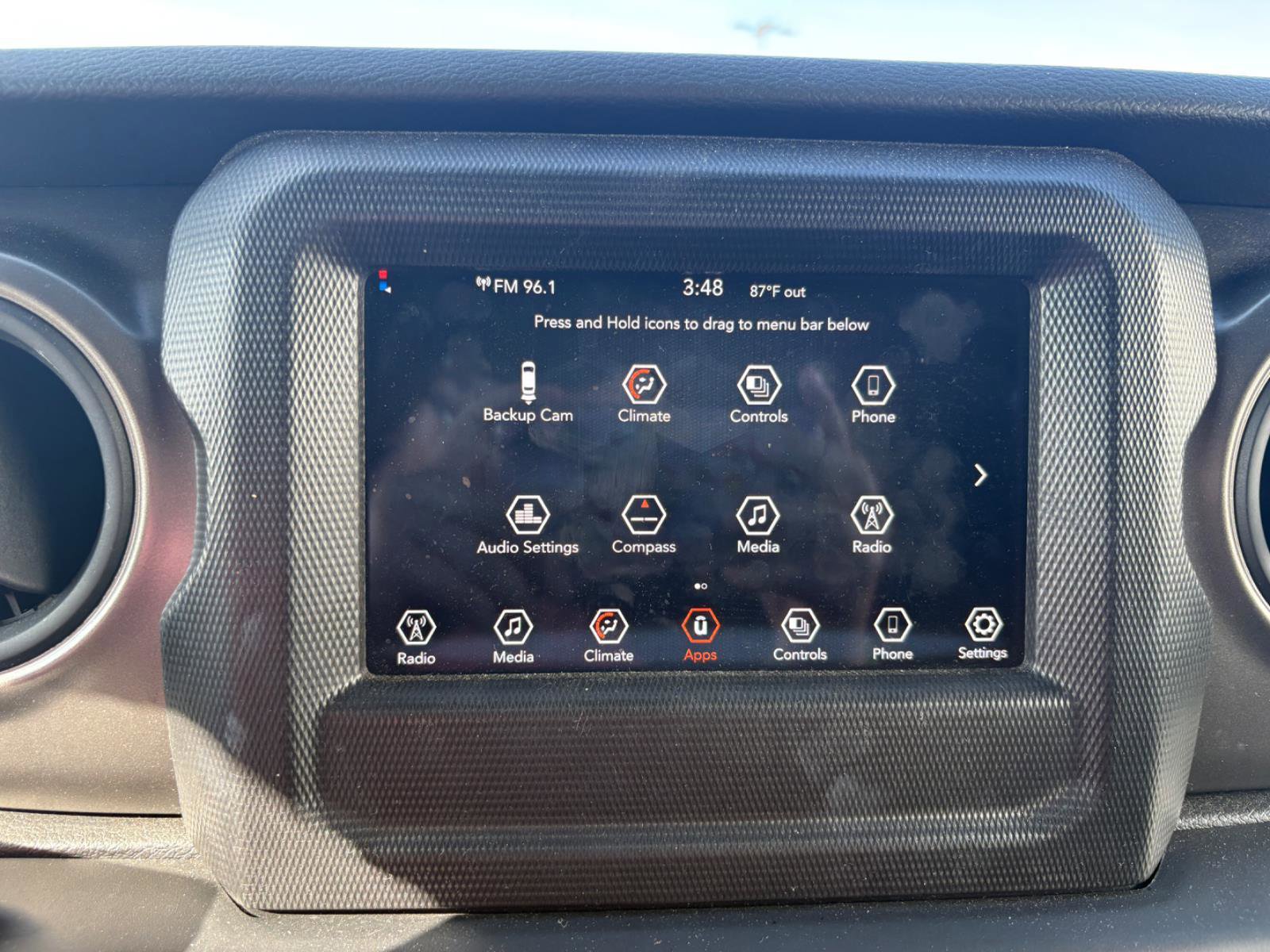 Used 2023 Jeep Wrangler Sport S image 28