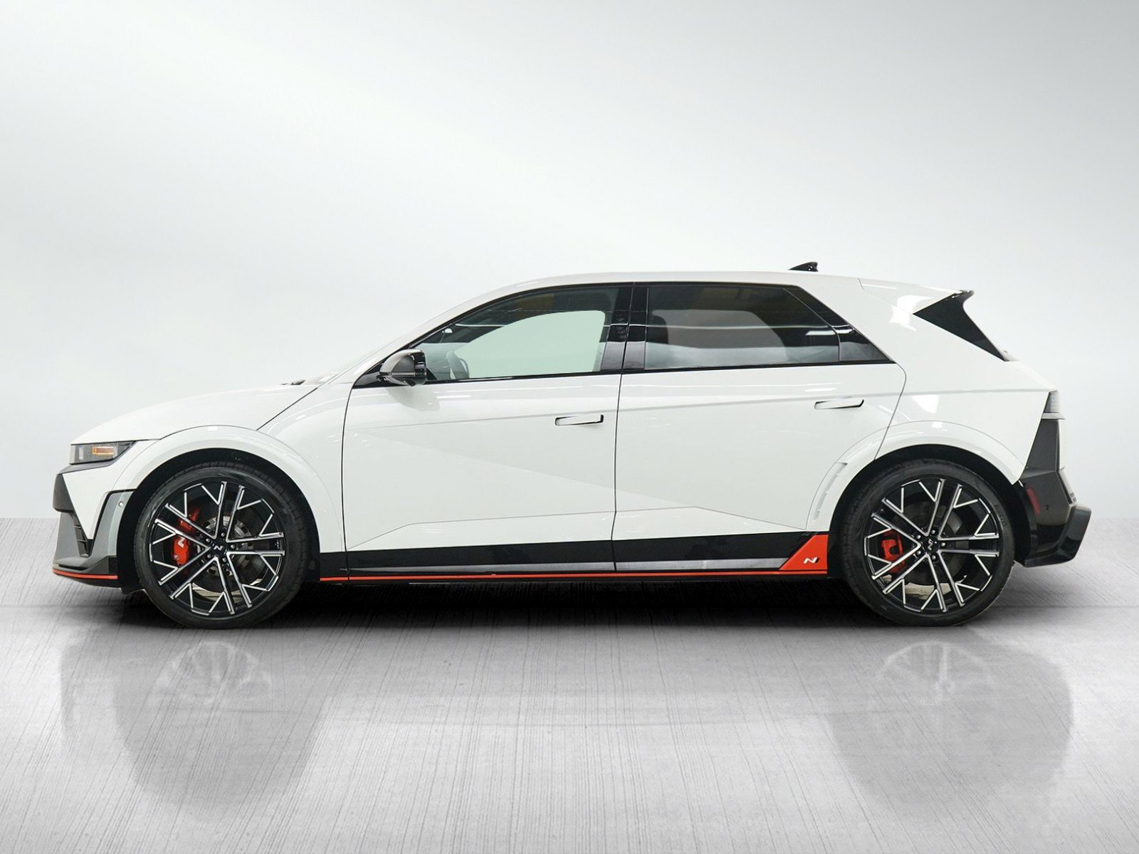 Certified 2025 Hyundai Ioniq 5 N AWD/4WD image 2