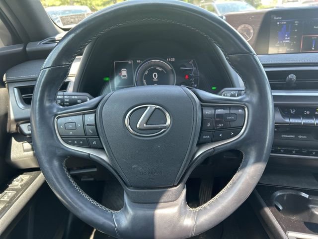 Used 2019 Lexus UX 250h w/ Premium Package AWD/4WD image 14