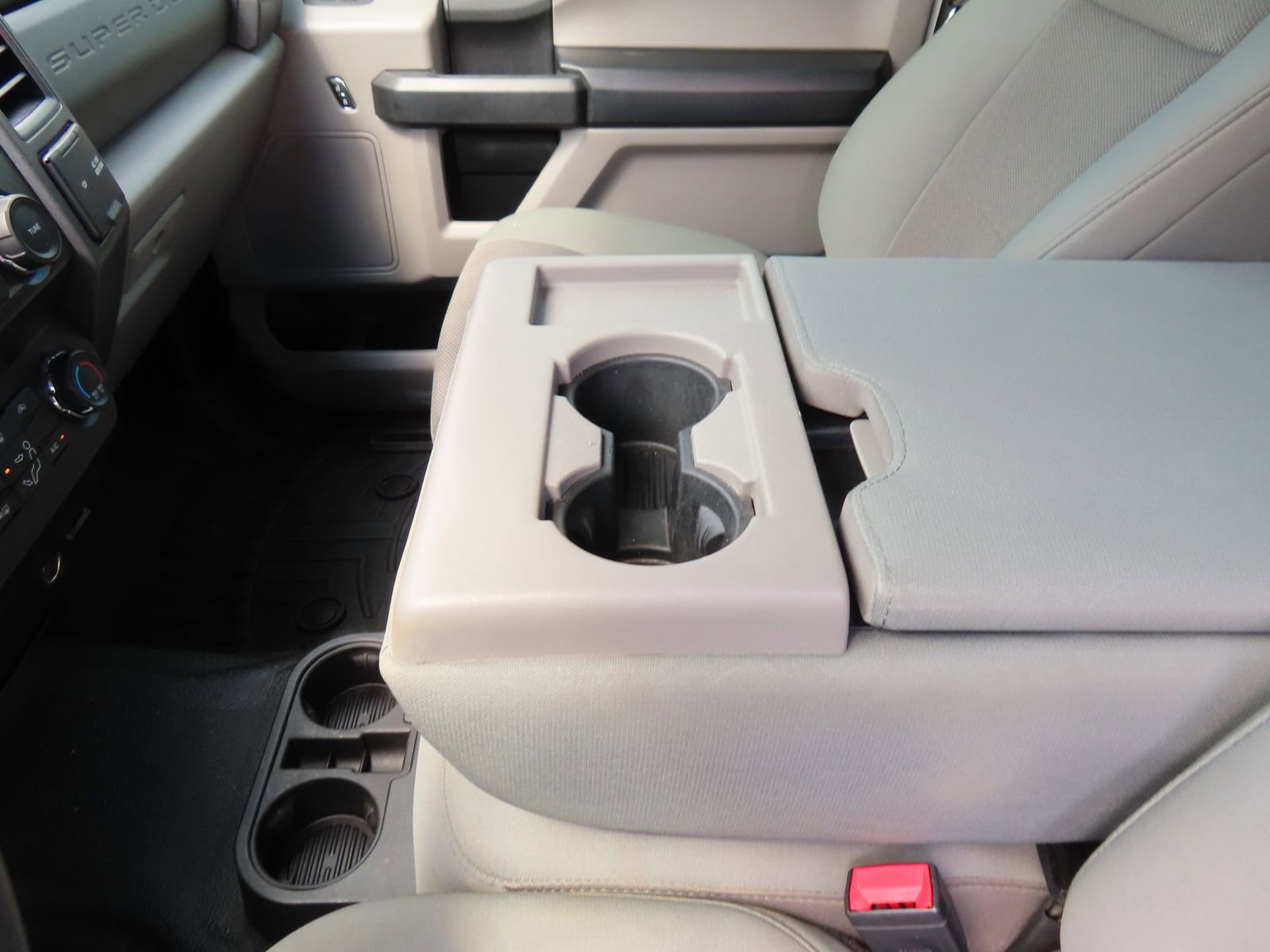 Used 2020 Ford F250 XL w/ STX Appearance Package image 29