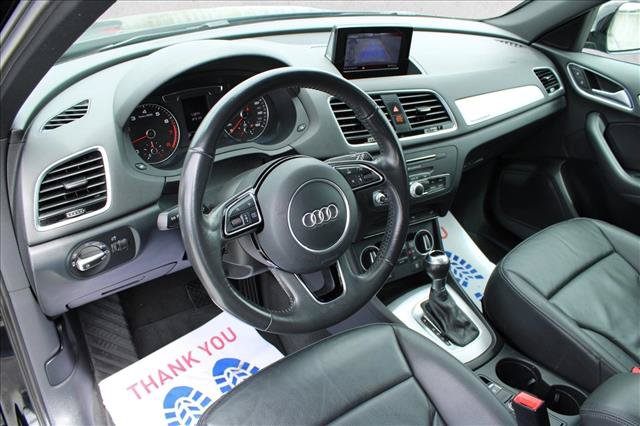 Used 2018 Audi Q3 2.0T Premium AWD/4WD image 17