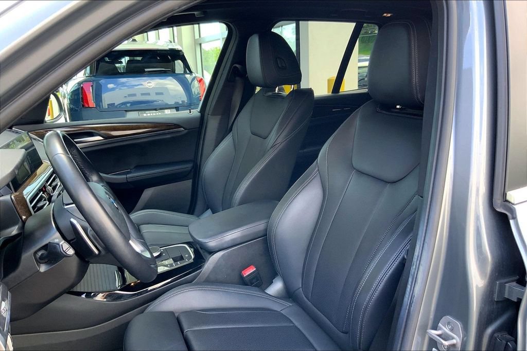 Used 2024 BMW X3 sDrive30i w/ Convenience Package RWD image 24