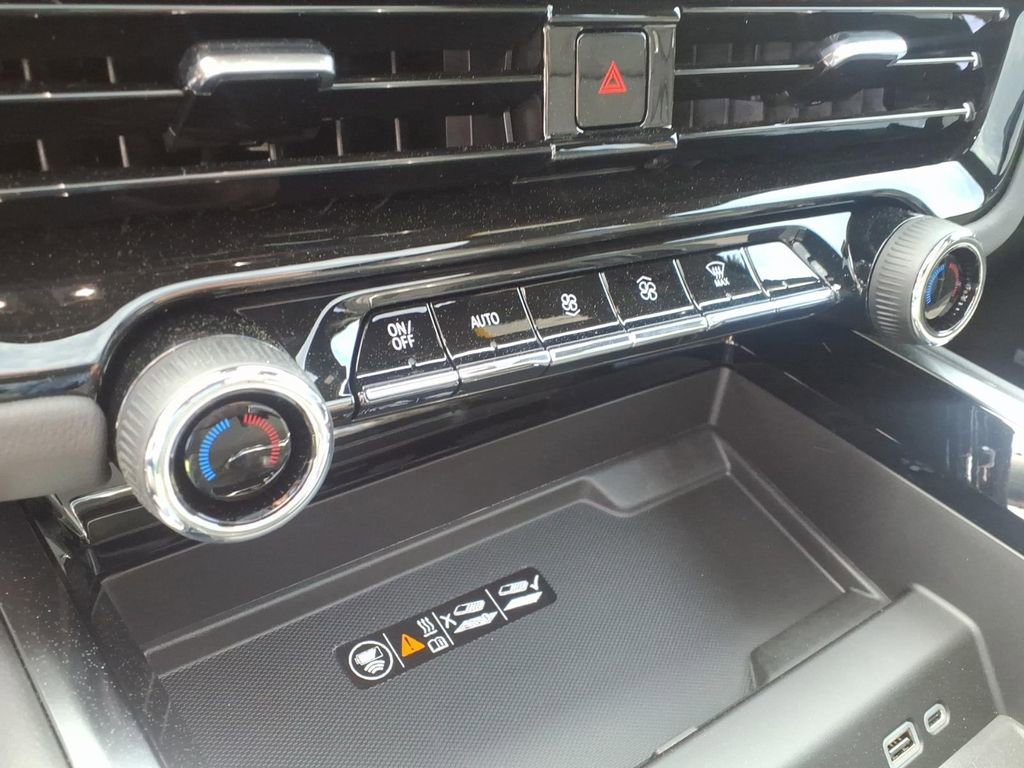 New 2026 Chevrolet Tahoe RST w/ Comfort Package AWD/4WD image 23