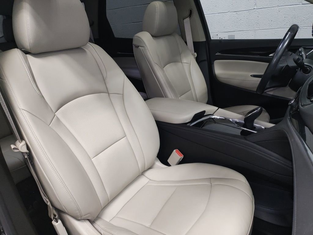 Used 2020 Buick Enclave Premium w/ Sun and Sites Package image 9
