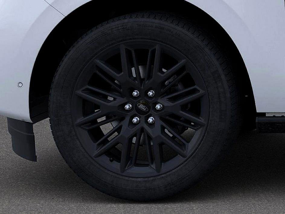 New 2026 Ford Expedition Platinum w/ Stealth Appearance Package image 14