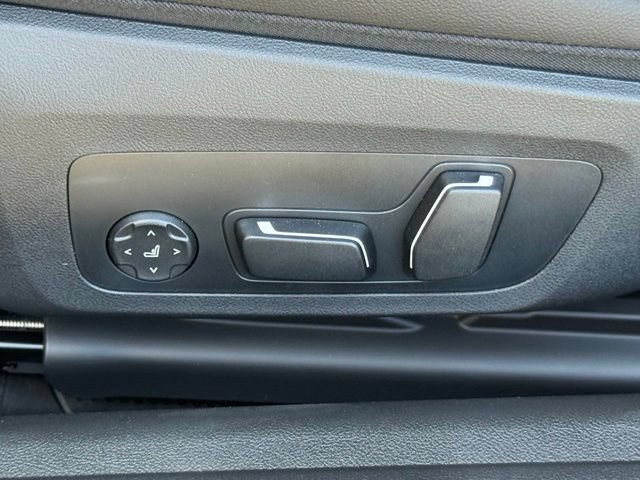 New 2027 BMW M440i Convertible w/ Parking Assistance Package RWD image 17