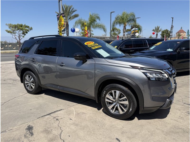 Used 2022 Nissan Pathfinder SL FWD image 56