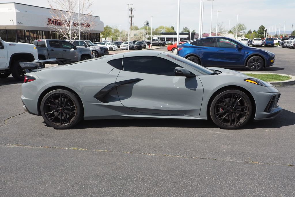 Used 2025 Chevrolet Corvette Stingray Preferred Cpe w/ Z51 Performance Package RWD image 7