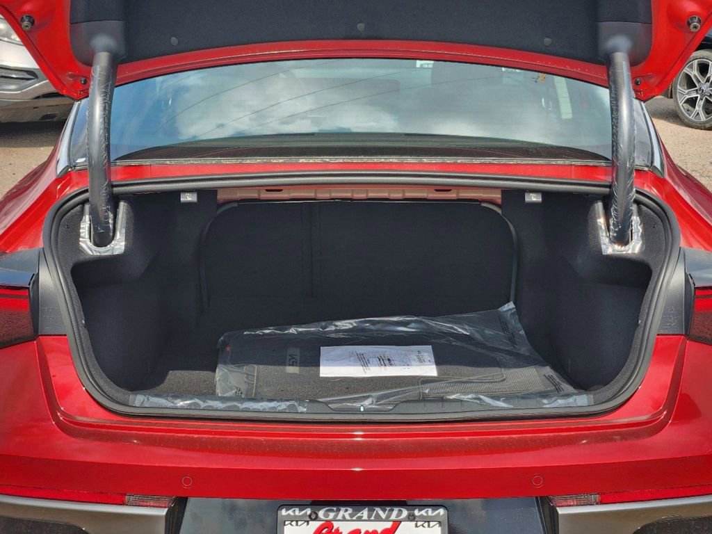 New 2025 Kia K5 LXS image 7