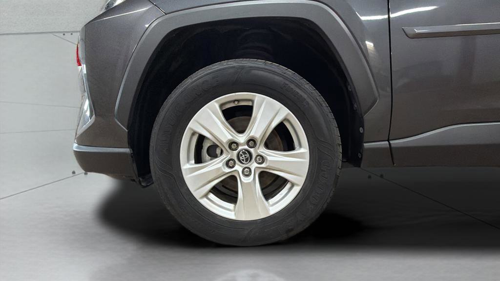 Used 2020 Toyota RAV4 LE w/ All Weather Liner Package image 34