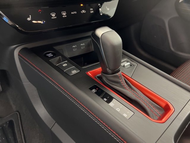 New 2026 Nissan Kicks SR w/ Cold Weather Package image 24