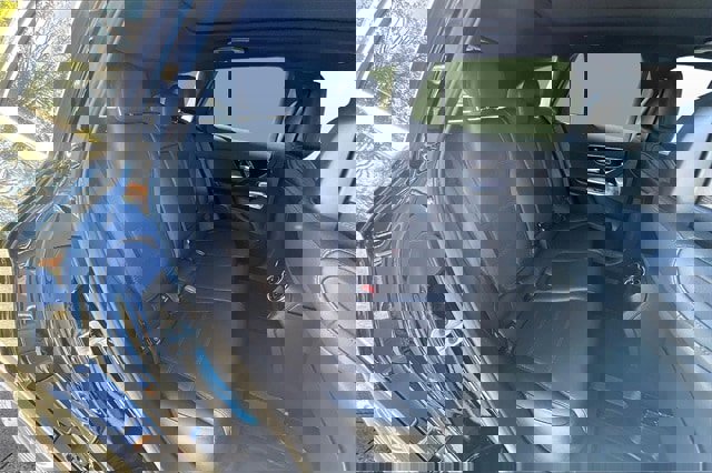 Certified 2025 Mercedes-Benz GLC 300 4MATIC image 28