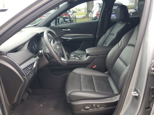 Certified 2023 Cadillac XT4 Premium Luxury image 17