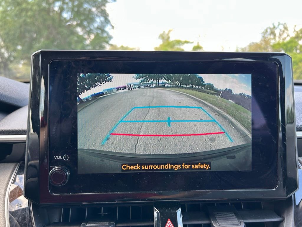 Used 2025 Toyota Corolla Cross L image 22