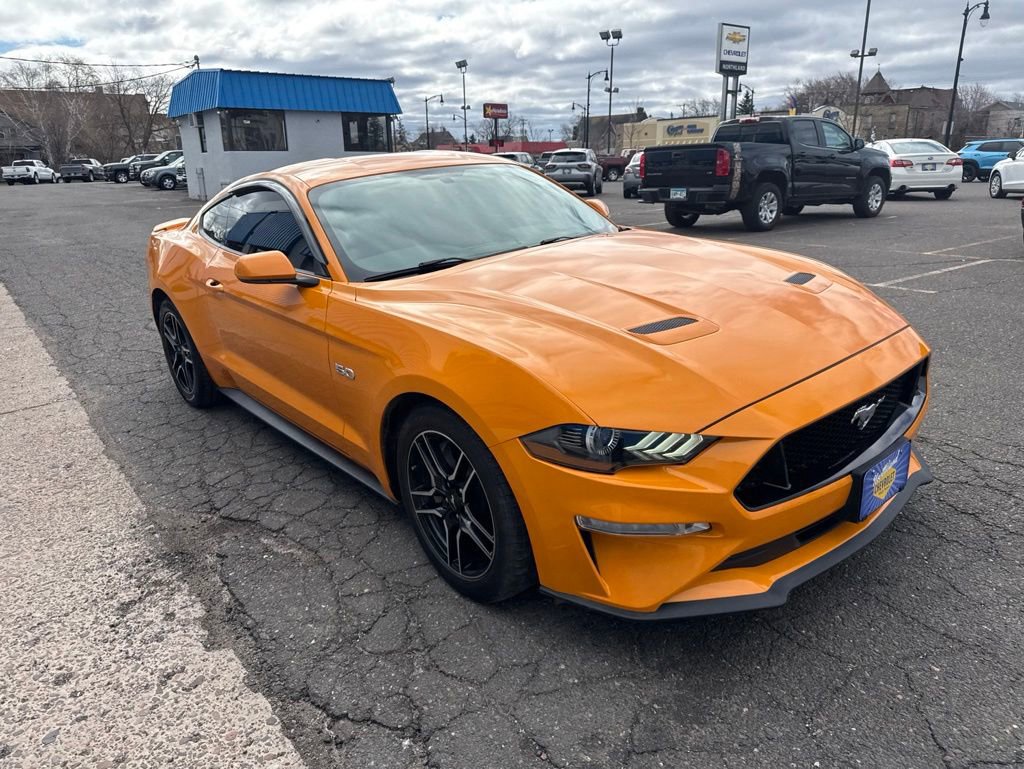 Used 2018 Ford Mustang GT RWD image 4