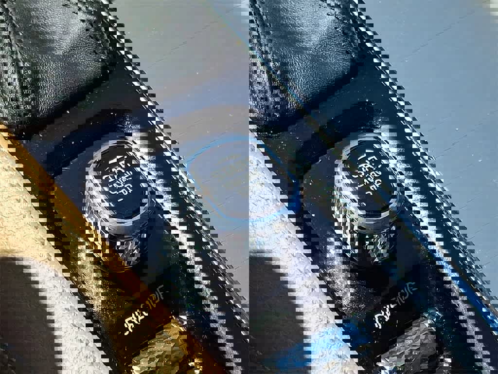 Used 2018 Volvo XC90 T6 Momentum w/ Convenience Package image 21