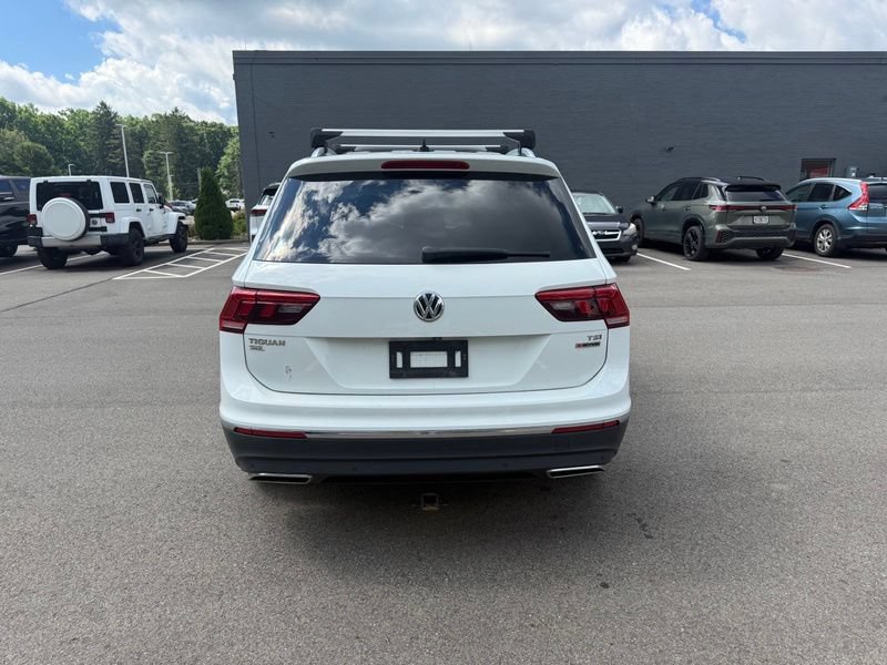 Used 2018 Volkswagen Tiguan SEL Premium AWD/4WD image 7