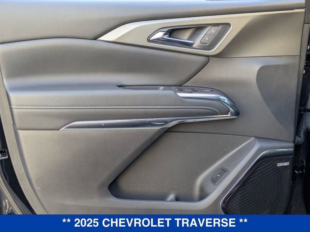 New 2025 Chevrolet Traverse LT w/ Enhanced Driving Package image 11