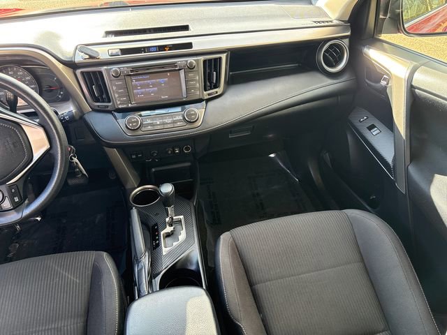 Used 2014 Toyota RAV4 XLE AWD/4WD image 20