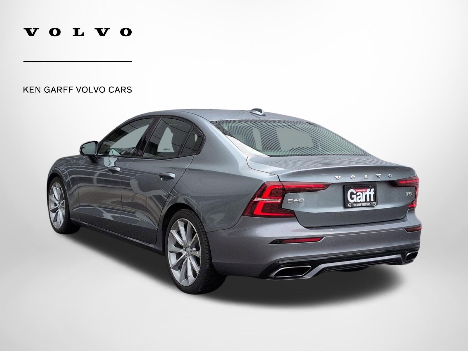 Used 2021 Volvo S60 T5 Momentum w/ Advanced Package image 5