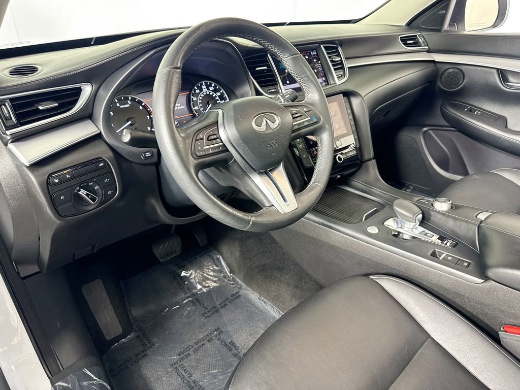 Used 2021 INFINITI QX50 Essential FWD image 9