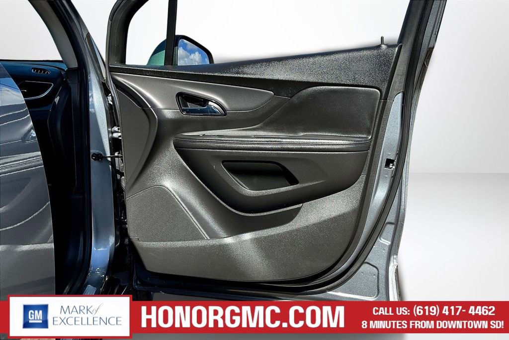 Used 2020 Buick Encore Preferred image 26