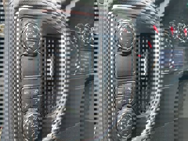 Used 2019 Chevrolet Silverado 1500 LTZ w/ LTZ Texas Edition RWD image 14