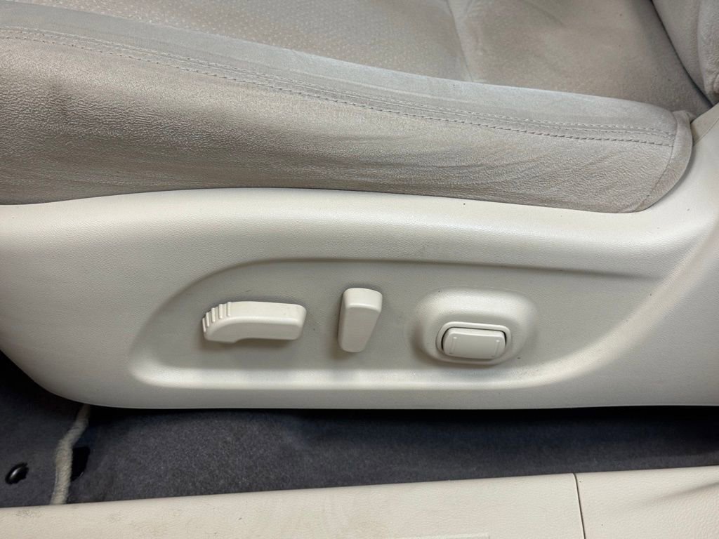 Used 2016 Nissan Murano SV image 10