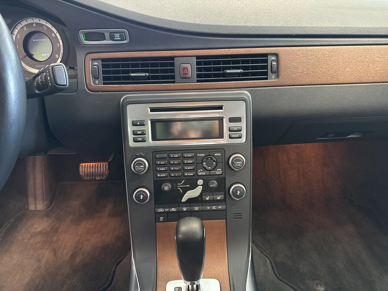 Used 2010 Volvo S80 3.2 image 19