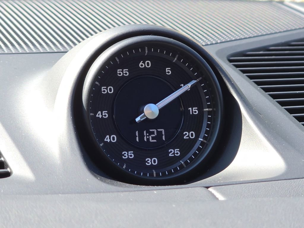 Used 2026 Porsche Cayenne S AWD/4WD image 25