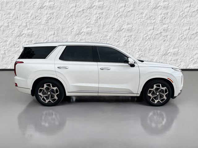 Used 2022 Hyundai Palisade Calligraphy FWD image 2