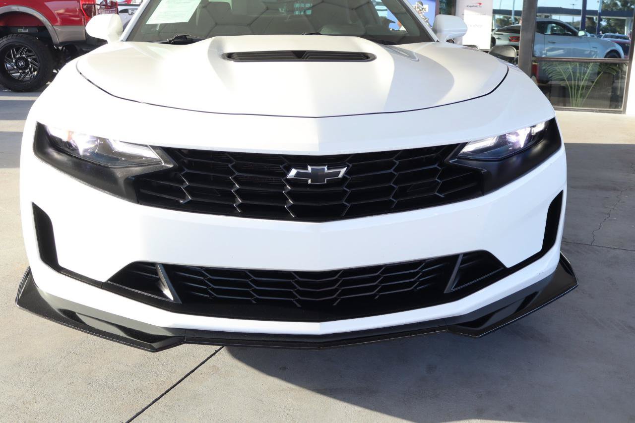 Used 2022 Chevrolet Camaro LT RWD image 14