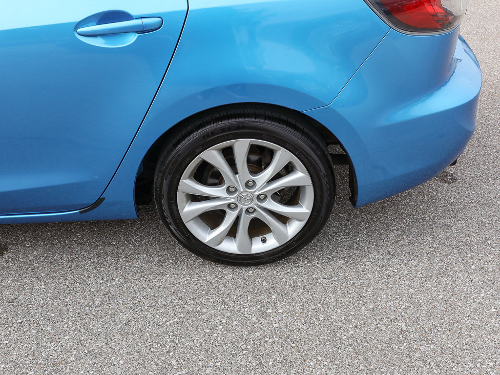 Used 2010 MAZDA MAZDA3 s Sport FWD image 4
