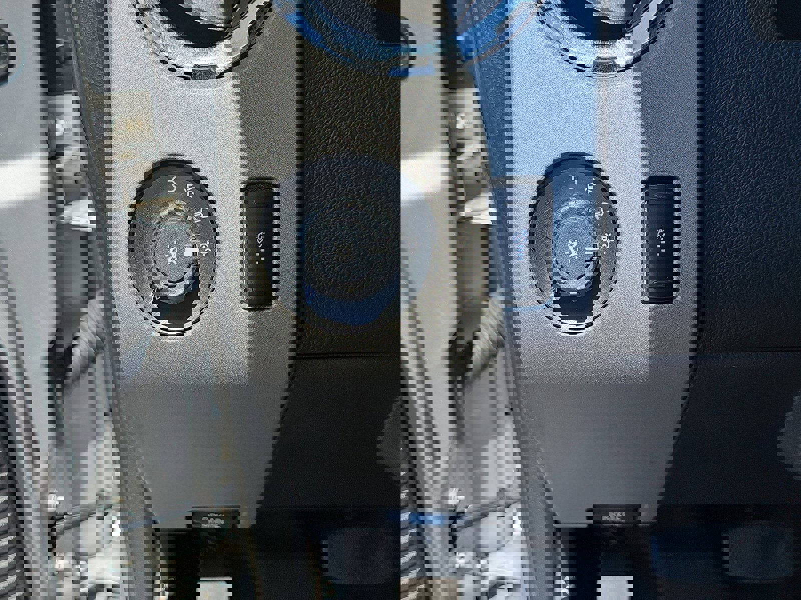 Used 2015 Ford F250 Lariat w/ Chrome Package image 26