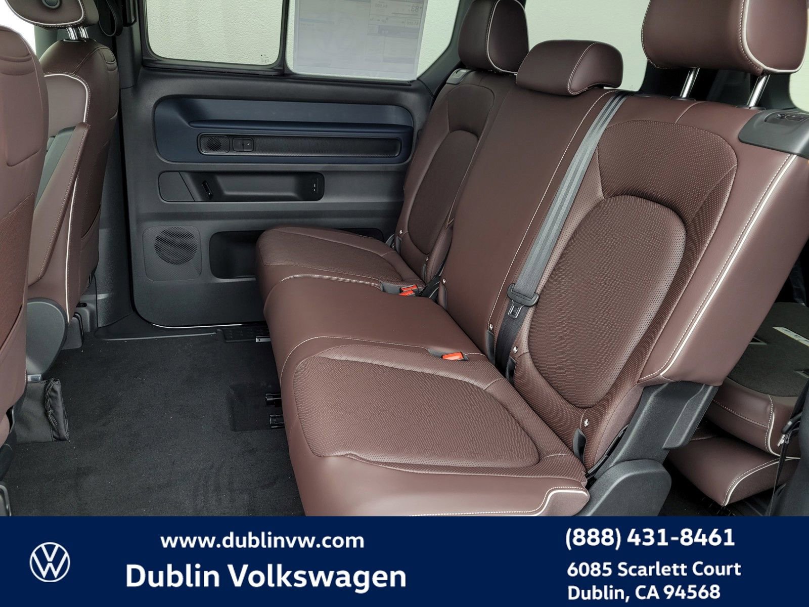 New 2025 Volkswagen ID. Buzz Pro S RWD image 11