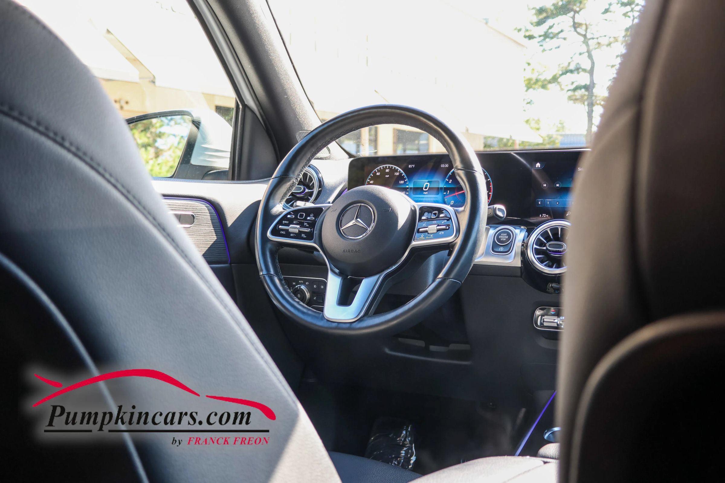 Used 2023 Mercedes-Benz GLB 250 4MATIC w/ Premium Package image 41